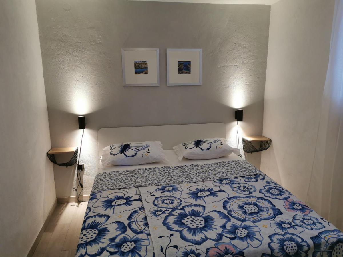 Bugenvila Rogoznica  Zewnętrze zdjęcie